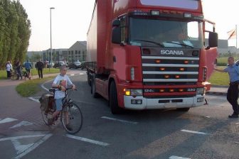 dode hoek vrachtwagen