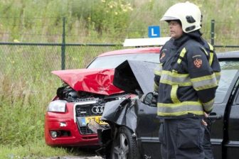 aanrijding, lesauto