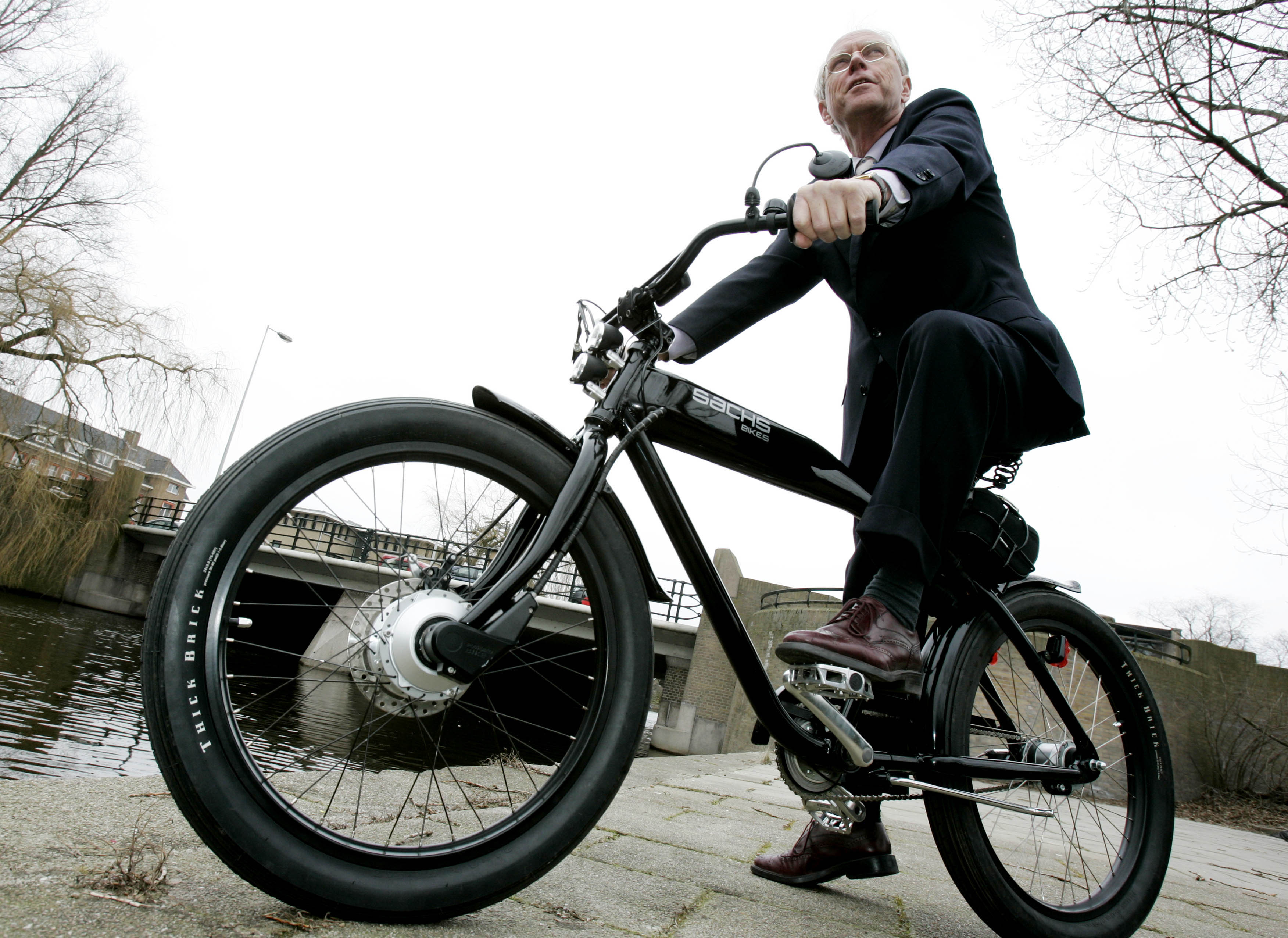Onderzoek naar ongelukken ouderen elektrische fiets | RijschoolPro