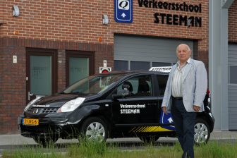 Jack Steeman, Bovag Rijscholen, lesauto