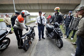 controle, bromfiets, politie, scooter